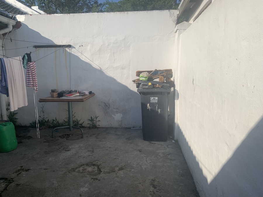 6 Bedroom Property for Sale in Table View Western Cape